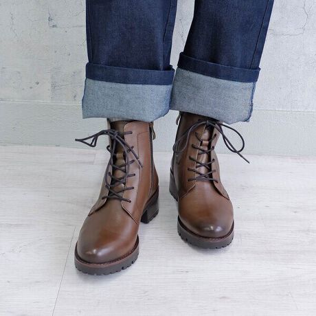 [^:21535]yAutumn&Winter Collectionzi`ȕ͂́AV[g䃌[XAbvu[cBv[ȃfUCƁAZ߂̓y₩ɉoB悭JWAȃ[hŁAfC[X^CɂƂȂވꑫBg₳tBbg闚Snhɂ͂ӂӂ̒ᔽNbV\tgC\[gpBɂ̓`FbN̋Nёfނ̗pA炩B4.5cmq[ƌgbN\[A芴ƂꂢĂ܂BgS̃u[Obv\[hɂu[Obv\[ŁAJ̓~łSBˋNu[̏_炩ȑfނnʂ葨AsT|[gBɂObv@\ĂA芴vXBʋ΂₨oAs܂ŁAꑫłBgD݂ɒłfUCh{gX\bNXɂāACRœ܂̃tBbg𒲐\Bʂ̂ȂfUC炱AVGbg̕ωfu[cBpcɂXJ[gɂ킹₷AR[fBl[g̕L܂ByL[[hz#V[gu[c#[XAbv#h#N#炭##u[Obv#ꂢ߃JWA#25H~V