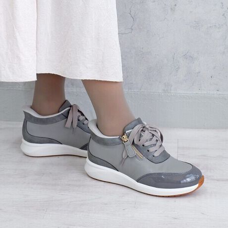 [^:21538]yBlue Grip Sneaker CollectionzGiƔH̑fނgݍ킹Aiȃ[XAbvXj[J[BTChɂXeb`ƁA^t@Xi[̋Pɉ؂₩vXBENŗ܂ܗX}[gXChdlB̃o^o^Ao̒EX}[gɁBȒPȐlHvŁȂ_ɂ҂BgSV^̈ShJ̓ᓹSIɂuu[Obv\[vXj[J[pɊJVoꃂfBˋN\[̈ꕔ_ȑfނŁAnʂObvBقǗǂ݂Ōڂ̃X}[gƎp𗼗܂BgZX[YɁhE₷X}[gXChdlBɁATCht@Xi[tŋ@\ob`Igrƕ₷̗h2cm̃V[NbgC\[A肰ȂX^CAbvT|[gB̓IȃJbvC\[ɂtBbgAтɉKB_炩ȗSnɂ܂ByL[[hz#fB[XXj[J[#h#EȒP#t@Xi[t#r#Gi#y#ꂢ߃JWA#25H~V