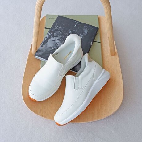 [^:21541]yBlue Grip Sneaker Collectionzu[eB̂悤ɂ藚ATChSA^CṽXj[J[BƂ̃^bNJ[ApɃANZgvXBCRfUCőAX^CbVŐꂽցBENŗ܂ܗX}[gXChdlB̎xxomXgXBC܂Ōy₩ɁBgSV^̈ShJ̓ᓹSIɂuu[Obv\[vXj[J[pɊJVoꃂfBˋN\[̈ꕔA_ȑfނŒnʂObvBقǗǂ݂Ōڂ̃X}[gƎp𗼗܂BgZX[YɁhE₷X}[gXChdlBɁATChɔzꂽSfނŁAXb|ỏKBgrƕ₷̗h2cm̃V[NbgC\[A肰ȂX^CAbvT|[gB̓IȃJbvC\[ɂtBbgAтɉKB_炩ȗSnɂ܂ByL[[hz#fB[XXj[J[#TChSA#Xb|#h#X}[gXCh#V[NbgC\[#ɂC#X^CAbvV[Y#25H~V