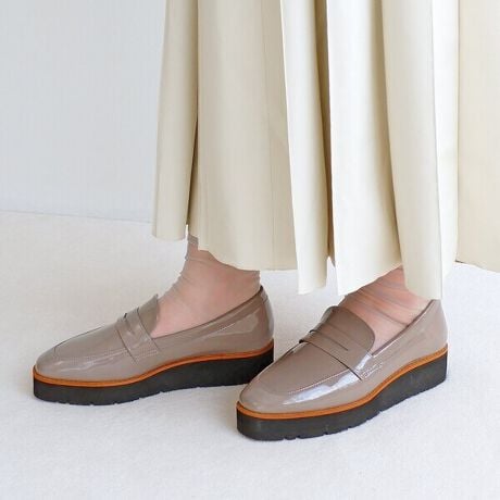 [^:6290]yMODE KAORI Collectionz[hJIlC̃I[EFU[V[YɌ^Cṽ[t@[oBgy₩ȔA\[h{[̂錩ڂłȂAyĕԂ肪̂|CgBԂ̂oɂ҂łBg̋@\h\ʂɝH{Ă邩琅͂ĉɂ̂|Cg(Shł͂܂)BȐƃObv͂ɗDꂽ\[ŁAˑR̈VɂCɂĂ܂BgǂȃR[fBl[gł킹₷J[WJhfC[g₷X[XfނŃx[VbNȃJ[𑵂܂BƂgbhX^Cɂ͂AtF~jȃXJ[gX^C̈߂ɂ҂BghfUCŁA₷ɂCV[YłByL[[hz#EhgE#}jbV#X^CAbv#[t@[##RۏL##25H~V