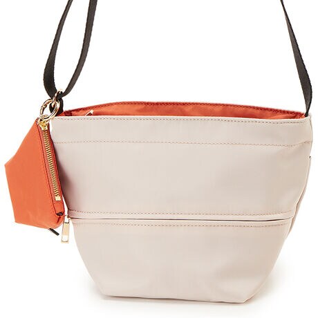 お札と小銭が自動で振り分けられるjitanお財布ショルダー Jitanナイロンお財布ショルダーバッグ カシュカシュ Cache Cache ファッション通販 マルイウェブチャネル Ca000 591 33 01