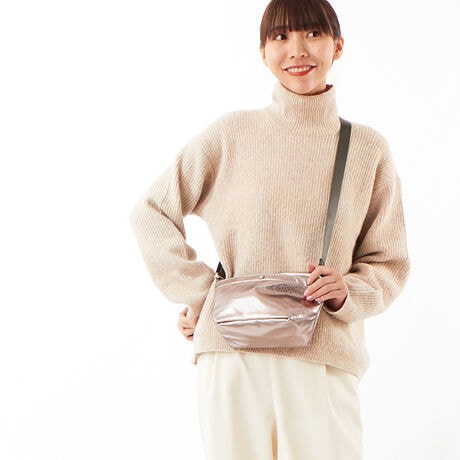 [^:01-00-79512]JVJV cache cache / ^bNM^V_[fUC|CgƂ_炩ȃ^bÑV_[obOB^bŇ򂪃R[fBl[g̃|CgɂȂĂ܂Bz[͂̂M`tHfC[Ɏg₷V_[obOłBAeVEfޓL̂ɂꍇ܂BɂCɂȂꍇ͈xAꂽłgpBEỉ摜͌̏Ǝ˂pxAp̃j^[uEUɂƐFقȂꍇ܂BiڍׁyTCYzF25 F14 }`F10V_[F70-130y|PbgzOF2 F1yJ@zt@Xi[yd(g)z220yfށzvyYzy艿z5,390~(ō)A4pF~z(10cm~20cm)F500ml{gF~uhRZvg-- cache cache / JVJV --JVJVƂ̓tXŁuځvBK[bVƂƔwLтlۂ~bNXfC[JWAȃt@bVWJBJtőfpȃnhNtg₩킢炵`[tgŁAmƂ̃R[fBl[gɉ炵ƗVтvXobOāBîCɓo^肢܂yJ[gɓz̃n[g}[NNbNēׂ⃉Xg1_̂m点AZ[Ȃǂ̂m点󂯎邱Ƃł܂L̕iԂ\tBiԁF01-00-79512obO obN ΂ V_[obO ΂ߊ| NX{fB fB[X cache cache 010079512