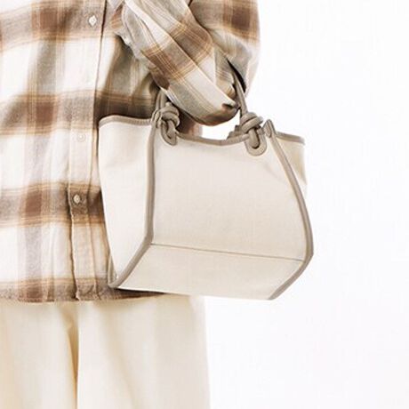 [^:10-00-01820]JVJV cache cache / mbgnhGK[g[gobOfUC|CgLoX̃Vvȃ{fBɃmbgnhANZgɂȂ2wayg[gobOB̃|Pbg͏[ɕ֗ȎdlłBz500ml{gA|[`ȂǂfC[Ɏg₷TCYłBAeVEfޓL̂ɂꍇ܂BɂCɂȂꍇ͈xAꂽłgpBEỉ摜͌̏Ǝ˂pxAp̃j^[uEUɂƐFقȂꍇ܂BiڍׁyTCYzF31 24.5 F23 }`F18 nhオF15y|PbgzOF0 F4yJ@z}Olbgyd(g)z400yfށzȁ@vyYzy艿z7,590~(ō)A4pF~z(10cm~20cm)F500ml{gFuhRZvg-- cache cache / JVJV --JVJVƂ̓tXŁuځvBK[bVƂƔwLтlۂ~bNXfC[JWAȃt@bVWJBJtőfpȃnhNtg₩킢炵`[tgŁAmƂ̃R[fBl[gɉ炵ƗVтvXobOāBîCɓo^肢܂yJ[gɓz̃n[g}[NNbNēׂ⃉Xg1_̂m点AZ[Ȃǂ̂m点󂯎邱Ƃł܂L̕iԂ\tBiԁF10-00-01820obO obN ΂ g[gobO LoX V_[obO 2way 2EFC fB[X ArI unbillion JVJV 100001820