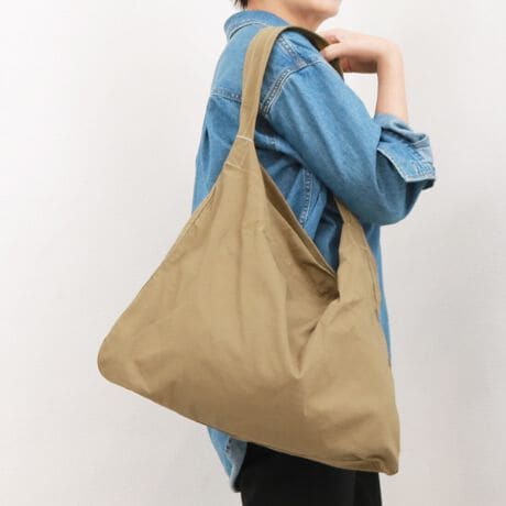 [^:10-00-02030]JVJV cache cache / nhrbOV_[ fUC|CgCh̃XgbvgĥVvȃrbOobOBƂĂyʂA4pAzA500ml{gȂǂ艽ł邩fC[[XɃsb^łBAeVEfޓL̂ɂꍇ܂BɂCɂȂꍇ͈xAꂽłgpBEỉ摜͌̏Ǝ˂pxAp̃j^[uEUɂƐFقȂꍇ܂BiڍׁyTCYzF48 F40 }`F0 V_[F56y|PbgzOF0 F1yJ@z}Olbgyd(g)z180yfށziC@ȁyYzy艿z5,390~(ō)A4pFz(10cm~20cm)F500ml{gFuhRZvg-- cache cache / JVJV --JVJVƂ̓tXŁuځvBK[bVƂƔwLтlۂ~bNXfC[JWAȃt@bVWJBJtőfpȃnhNtg₩킢炵`[tgŁAmƂ̃R[fBl[gɉ炵ƗVтvXobOāBîCɓo^肢܂yJ[gɓz̃n[g}[NNbNēׂ⃉Xg1_̂m点AZ[Ȃǂ̂m点󂯎邱Ƃł܂L̕iԂ\tBiԁF10-00-02030obO obN ΂ V_[obO V_[ g[gobO fB[X ArI unbillion JVJV 100002030