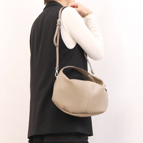 [^:10-00-01860]JVJV cache cache / j[NtH2way~jV_[fUC|Cgƃ}`łIȃtHƓʉ̂tFCNU[̃Rrl[V͓I2way~jV_[BՂƂtH킢炵łBzA500ml{gfC[Ɏg₷TCYłBAeVEfޓL̂ɂꍇ܂BɂCɂȂꍇ͈xAꂽłgpBEỉ摜͌̏Ǝ˂pxAp̃j^[uEUɂƐFقȂꍇ܂BiڍׁyTCYzF40 F25 }`F0 @nhオF18@V_[F80-91y|PbgzOF0 F1yJ@zt@Xi[yd(g)z260yfށzvyYzy艿z6,490~(ō)A4pF~z(10cm~20cm)F500ml{gFuhRZvg-- cache cache / JVJV --JVJVƂ̓tXŁuځvBK[bVƂƔwLтlۂ~bNXfC[JWAȃt@bVWJBJtőfpȃnhNtg₩킢炵`[tgŁAmƂ̃R[fBl[gɉ炵ƗVтvXobOāBîCɓo^肢܂yJ[gɓz̃n[g}[NNbNēׂ⃉Xg1_̂m点AZ[Ȃǂ̂m点󂯎邱Ƃł܂L̕iԂ\tBiԁF10-00-01860obO obN ΂ fB[X ArI unbillion JVJV 100001860