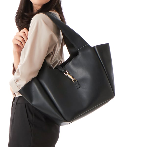UGG(R)/アグ(R)/W KRYSTAL PUFFER TOTE/クリスタル パッファー