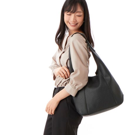 [^:10-00-03221]JVJV cache cache / Z~z[{[obOkfUC|CgXG[h̗n𒣂荇킹1dĂ̍g{[{[obOB_炩ŃU[CNȎdオłBA4pTCYŌyXłg̗ǂVvV_[łBAeVEfޓL̂ɂꍇ܂BɂCɂȂꍇ͈xAꂽłgpBiڍׁyTCYzF39  F28  }`F10   nhオF30y|PbgzOF0 F2yJ@z}Olbgyd(g)z400yfށzvyYzA4pFz(10cm~20cm)F500ml{gFuhRZvg-- cache cache / JVJV --JVJVƂ̓tXŁuځvBK[bVƂƔwLтlۂ~bNXfC[JWAȃt@bVWJBJtőfpȃnhNtg₩킢炵`[tgŁAmƂ̃R[fBl[gɉ炵ƗVтvXobOāBîCɓo^肢܂yJ[gɓz̃n[g}[NNbNēׂ⃉Xg1_̂m点AZ[Ȃǂ̂m点󂯎邱Ƃł܂L̕iԂ\tBiԁF100003221obO obN ΂ Z~V_[ V_[obO {[{[obO  A4 JWA fB[X ArI UB 100003221