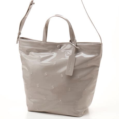 [^:10-00-03200]JVJV cache cache / Gi2wayg[gfUC|Cgߗp̍̂\tgGiɃhbghJ{2wayg[gBiȃc̃R[f̃|CgɂȂĂ܂B莝Ǝ΂ߊ|łV_[2waydlgBA4t@CTCY͒ʊwɂ߂̃V_[obOłBAeVEfޓL̂ɂꍇ܂BɂCɂȂꍇ͈xAꂽłgpBiڍׁyTCYzF39@24  F32  }`F17   nhオF13@V_[F68.5-103.5y|PbgzOF0 F3yJ@z}Olbgyd(g)z340yfށzvyYzy艿z7,590~(ō)A4pFz(10cm~20cm)F500ml{gFuhRZvg-- cache cache / JVJV --JVJVƂ̓tXŁuځvBK[bVƂƔwLтlۂ~bNXfC[JWAȃt@bVWJBJtőfpȃnhNtg₩킢炵`[tgŁAmƂ̃R[fBl[gɉ炵ƗVтvXobOāBîCɓo^肢܂yJ[gɓz̃n[g}[NNbNēׂ⃉Xg1_̂m点AZ[Ȃǂ̂m点󂯎邱Ƃł܂L̕iԂ\tBiԁF100003200obO obN ΂ g[gobO  V_[obO 2EFC hbg A4 ʋ ʊw JWA fB[X ArI UB 100003200