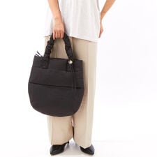 カシュカシュ cachecache / パディングドロストハンドルトート
