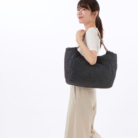 [^:10-00-03290]JVJV cache cache / iCLg`F[g[gfUC|Cg_炩yʂȃLeBOfނ͂́AlJWAɂ҂ȃg[gobOBA4pɓTCYŌꂪł̂ŒʋΒʊw͂fC[[XɍœKłB}bgȐnƁAS[h̃`F[V_[̑gݍ킹iŐꂽۂ^܂BAeVEfޓL̂ɂꍇ܂BɂCɂȂꍇ͈xAꂽłgpBiڍׁyTCYzFő48@37  F25  }`F11   nhオF23y|PbgzOF0 F2yJ@z}Olbgyd(g)z420yfށziCyYzy艿z7,590~(ō)A4pFz(10cm~20cm)F500ml{gFuhRZvg-- cache cache / JVJV --JVJVƂ̓tXŁuځvBK[bVƂƔwLтlۂ~bNXfC[JWAȃt@bVWJBJtőfpȃnhNtg₩킢炵`[tgŁAmƂ̃R[fBl[gɉ炵ƗVтvXobOāBîCɓo^肢܂yJ[gɓz̃n[g}[NNbNēׂ⃉Xg1_̂m点AZ[Ȃǂ̂m点󂯎邱Ƃł܂L̕iԂ\tBiԁF100003290obO obN ΂ g[gobO `F[obO A4 ʋ ʊw JWA fB[X 100003290