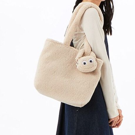 [^:10-00-03730]JVJV cache cache / ڋʃ|[`tt@[g[gfUC|Cgt@j[Ȗڋʕt̃|[`ZbgɂȂ{Ag[gobOBÂȂ肪ȏH~̃R[fpbƖ邭ĂJ[WJ킢łB|[`ɂ͂胊bvCzȂǂĎOł̂ŒPiƂĎgÃobOɎty߂܂BobO{̂͒zA500ml{gAB5pȂǂfC[Ɏg₷TCYłBAeVEfޓL̂ɂꍇ܂BɂCɂȂꍇ͈xAꂽłgpBiڍׁyTCYzF26  F27  }`F10   nhオF28y|PbgzOF0 F1yJ@z}Olbgyd(g)z280yfށz|GXeyYzy艿z7,590~(ō)A4pF~z(10cm~20cm)F500ml{gFuhRZvg-- cache cache / JVJV --JVJVƂ̓tXŁuځvBK[bVƂƔwLтlۂ~bNXfC[JWAȃt@bVWJBJtőfpȃnhNtg₩킢炵`[tgŁAmƂ̃R[fBl[gɉ炵ƗVтvXobOāBîCɓo^肢܂yJ[gɓz̃n[g}[NNbNēׂ⃉Xg1_̂m点AZ[Ȃǂ̂m点󂯎邱Ƃł܂L̕iԂ\tBiԁF100003730obO obN ΂  g[gobO B5  t@[obO JWA fB[X 100003730