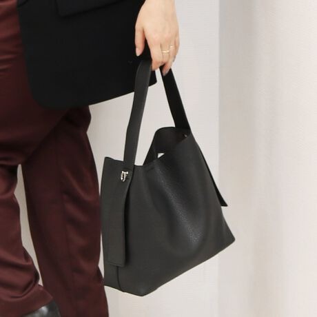 [^:10-00-04340]JVJV cache cache / |[`V_[t2wayz[{[obOfUC|Cg\tgȍg2wayg[gobOB_炩ȎGƃ{fBɉg₷g[gobOłBO\ȃV_[tŎ΂ߊ|OKBt|[`̓V_[tŒP̂łg֗ȃACełBzA500ml{gA|[`ȂǂfC[Ɏg₷g[gobOłBAeVEfޓL̂ɂꍇ܂BɂCɂȂꍇ͈xAꂽłgpBiڍׁyTCYz({)F25  F24  }`F11    nhオF12@V_[F97-117@@(|[`)F21  F13  }`F 8y|PbgzOF0 F0yJ@z}Olbgyd(g)z580yfށzvyYzy艿z6,490~(ō)A4pF~z(10cm~20cm)F500ml{gFuhRZvg-- cache cache / JVJV --JVJVƂ̓tXŁuځvBK[bVƂƔwLтlۂ~bNXfC[JWAȃt@bVWJBJtőfpȃnhNtg₩킢炵`[tgŁAmƂ̃R[fBl[gɉ炵ƗVтvXobOāBîCɓo^肢܂yJ[gɓz̃n[g}[NNbNēׂ⃉Xg1_̂m点AZ[Ȃǂ̂m点󂯎邱Ƃł܂L̕iԂ\tBiԁF10-00-04340obO obN ΂ V_[obO NX{fB g[gobO V_[ 2EFC JWA fB[X 100004340