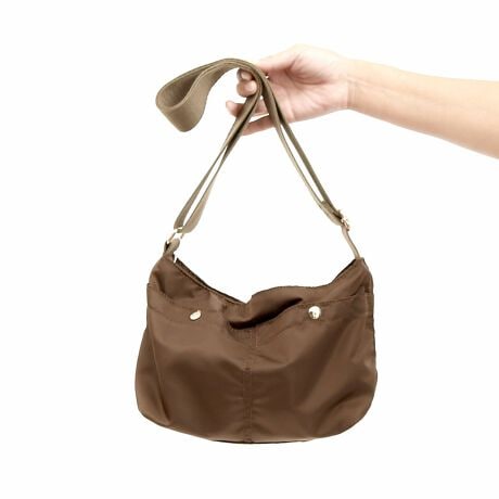 [^:10-00-05641]JVJV cache cache / M^iCV_[fUC|Cgyă^tȃiCfނgAjZbNXŊy߂V_[obOBz500ml{gTCYŁAڈȏ̎[͂͂łByʂȂ̂ŃfC[g͂As₨oɂ҂B΂ߊ|ɂΗ肪RɂȂAANeBuɓɂœKłBVvŖʂ̂ȂfUCAʂR[fI΂AǂȃX^CɂRɃ}b`BȂA@\ƃfUC˔\V_[obOłBAeVEfޓL̂ɂꍇ܂BɂCɂȂꍇ͈xAꂽłgpBiڍׁyTCYzF28@21  F17.5  }`F13   V_[F130y|PbgzOF3 F1yJ@zt@Xi[yd(g)z180yfށziCyYzA4pF~z(10cm~20cm)F500ml{gFuhRZvg-- cache cache / JVJV --JVJVƂ̓tXŁuځvBK[bVƂƔwLтlۂ~bNXfC[JWAȃt@bVWJBJtőfpȃnhNtg₩킢炵`[tgŁAmƂ̃R[fBl[gɉ炵ƗVтvXobOāBîCɓo^肢܂yJ[gɓz̃n[g}[NNbNēׂ⃉Xg1_̂m点AZ[Ȃǂ̂m点󂯎邱Ƃł܂L̕iԂ\tBiԁF10-00-05641V_[obO s gx fB[X Y jZbNX ArI unbillion JVJV 100005641