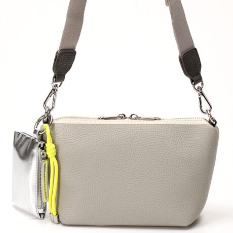 [^:11-00-05920]VERYR{ JVJV cachecache / ~j|[`tVNV_[fUC|CgI[V[YgV{̂鍇̃VvȏM`V_[obOBJ[h⏬߂̌TCỸ~j|[`Ă̂łƂĂ֗!ǂȂɂłg₷JWAACełBꂼR[hJ[قȂ̂łCɓ̑gݍ킹`CX̂y|Cgł!1ŃX[Yɂoł悤VERYʒŃR{[VACeƂȂĂ܂B|[`֗ȃI[V[YgV_[obOAeVEfޓL̂ɂꍇ܂BɂCɂȂꍇ͈xAꂽłgpBiڍׁyTCYzF21.5@16  F14  }`F9  yJ@zt@Xi[yfށzvyYzy艿z5,940~(ō)uhRZvg-- cache cache / JVJV --JVJVƂ̓tXŁuځvBK[bVƂƔwLтlۂ~bNXfC[JWAȃt@bVWJBJtőfpȃnhNtg₩킢炵`[tgŁAmƂ̃R[fBl[gɉ炵ƗVтvXobOāBîCɓo^肢܂yJ[gɓz̃n[g}[NNbNēׂ⃉Xg1_̂m点AZ[Ȃǂ̂m点󂯎邱Ƃł܂BL̕iԂ\tBiԁF11-00-05920obO obN ΂ V_[obO fB[X ArI unbillion JVJV cachecache 110005920