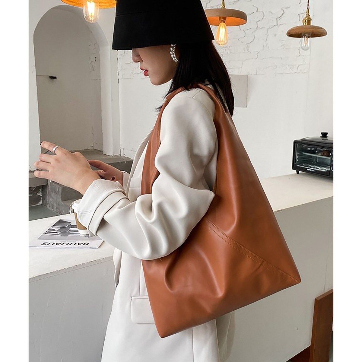 ENIM BY VICKY】メタリックトライアングル型ショルダーバッグ | エニム