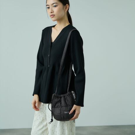 [^ԁF2334-49005]yENIM BY VICKY/GjoCrbL[zt@bVɂ̓[ȂA̍DȃX^CRɁBh炵AEP̃t@bVhe[}Ƀj[NȃfUCƎp˂[h[uāh|莝2WAYdlAВ^_EobOhPOINTTCY̋В^_EobOłB߂̃XgbvĂ̂Ŏ΂ߊ|̃V_[obOƂĂg܂BȁhTAIONhSvgANZgɂȂVvŖÔȂfUC͂łBv[gɂD]łB\nɂ́ATAIONiCn800FP̏㎿ȃ_EgpĂ܂BtN^[vghTAIONhĂ܂BV_[XgbvtĂ܂Bƒł̐\łBjpłBFABRICHт͌y͂ɗDꂽ800tBp[ȏ̃_EgpĂ܂B\n͝H{400Tȏ̍xiC^t^̗pBׁ̈AɋtɂdlɎdグĂ܂BuhyTAION/^CIzuTAIONṽuh̗ŔATAION̉BgNIeB[ɑ΂鈳|IRXgptH[}Xʂl̒ǋhX[KƂAiō@\ȃCi[_E𕝍LWJĂ܂BFTCY̖LxȃoG[VTAIONCi[_E̓łBGgh̃~^[fUC1_ƃghCNȒȂɁǂJWAŁAɂ݂̗ǂ\͂ȃACeȂ̂ŁAig͂AAEghA⃌W[ȂǕLV[Ŋ􂷂邱ƊԈႢȂIVvȃfUCŃYɂIXXł----------------------------------@ƒFt40xƂA􂢂oBRF݂̒花悢BACFACdグ֎~BhCN[jOFhCN[jO֎~B----------------------------------ꕔi̓ZNgACëׁAENIM BY VICKỸl[tĂȂ̂܂B摜̏i̓TvƂȂ܂̂Ŏۂ̏iƎdlAHATCY኱قȂꍇ܂Bql̃j^[ɂۂ̂FƑقȂꍇ܂BBe󋵂̓ɂAFقȂČꍇ܂B       