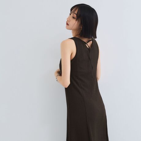 [^ԁF2301-54049]POINTV[OH{悤ȃW[W[iJbg\[jfނ́AƂ̐ڒnʂȂ悭AɐLkȂẪCEɂ̂|CgB܂AVɂȂɂ₷C[W[PAȓ_͂1łB----------------------------------FȂF ʐLkF藠nF |PbgF --------------------------------------------------------------------------------------------------@ƒFt40xƂA@Ŏア󂪂łBRF݂̒花悢BACFACdグ֎~BhCN[jOFΖnn܂ɂアhCN[jOłB----------------------------------------------------------------fg 165cm pTCY M摜̏i̓TvƂȂ܂̂Ŏۂ̏iƎdlAHATCY኱قȂꍇ܂Bql̃j^[ɂۂ̂FƑقȂꍇ܂BBe󋵂̓ɂAFقȂČꍇ܂B֘A[hFVICKY rbL[ fB[X V lJWA lR[f 2025t 2025SS t ĕ ĕ  @/|GXe |E^ 