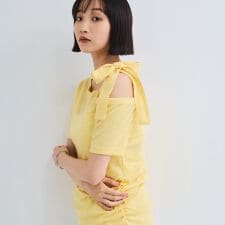 ワンショルリボンカットトップス≪手洗い可能≫