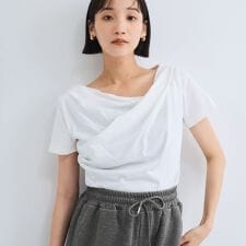 アシンメトリードレープカットソー≪手洗い可能≫