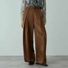 ヘビーサテンタックワイドパンツ≪手洗い可能≫