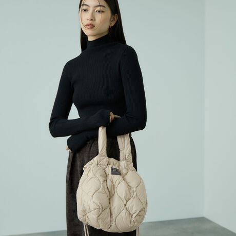 [^ԁF2314-58036]POINT~^[ _Eg[gobOM-\tgVF(TAION-TT02ALSML-1-M)hg[gobOВobOA2WAYŊy߂_EobOhB2WAYŊy߂A~hTCỸ_Eg[gobOłBiA4TCYAig₷TCYjBxiCnɁA800FP̏㎿_Egpw`}LgŎdグyď_炩ȎČ܂BobOiƋВobOɕωAX^Cɍ킹2WAYŊy߂܂BɏɃIXXAȂ̃ANZgɂgobOłBv[gɂD]łByiXybNzE2WAYdlig[gobO^XgOobOj̏iłBE_炩̂鍂xngpĂ܂BE800FP̏㎿ȃ_EgpĂ܂BEobO̕Ri邱ƂŃXgOobOɂȂ܂BEƒł̐\łBjpłB----------------------------------FF LkFnF |PbgF --------------------------------------------------------------------------------------------------@ƒFt40xƂA􂢂łBRF݂̒花悢BACFACdグ֎~BhCN[jOFhCN[jO֎~B----------------------------------------------------------------fg 165cm pTCY M摜̏i̓TvƂȂ܂̂Ŏۂ̏iƎdlAHATCY኱قȂꍇ܂Bql̃j^[ɂۂ̂FƑقȂꍇ܂BBe󋵂̓ɂAFقȂČꍇ܂B֘A[hFVICKY rbL[ fB[X V lJWA lR[f 2025H~ 2025AW H~ H H  @/|GXe iC tFU[ _E  g[gobO В