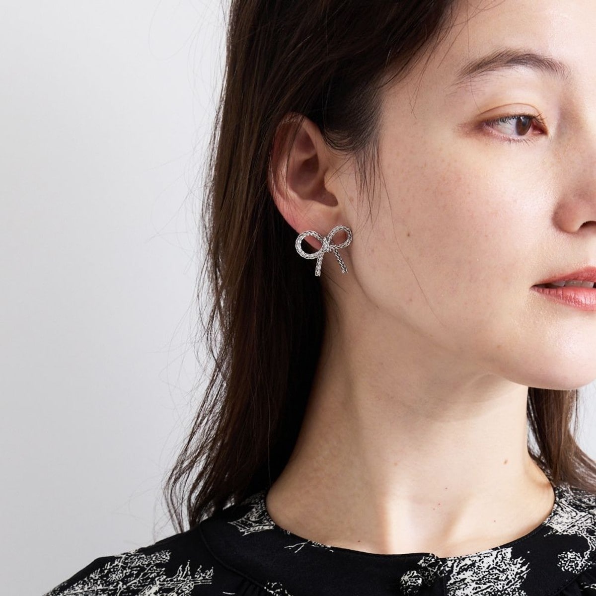 [}C]{`[tsAX/NC[YR[giQUEENS COURTj Vo[n̑