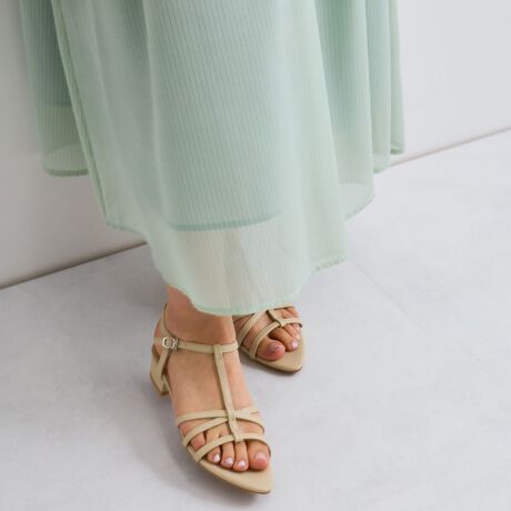 [^ԁF2214-53029]摜̏i̓TvƂȂ܂̂Ŏۂ̏iƎdlAHATCY኱قȂꍇ܂Bql̃j^[ɂۂ̂FƑقȂꍇ܂BBe󋵂̓ɂAFقȂČꍇ܂B֘A[hFQUEENS COURT NC[YR[g T_ [q[ Xgbv 2025t 2025SS  