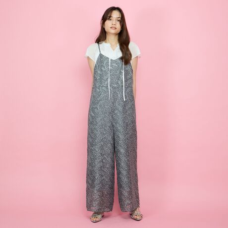 [^ԁF2201-52046]POINTqۂȂ肪ȃTybgACeVA[WJ[h̑@ׂŏiȃeLX^Cgp邱ƂŃhXAbvBɂƃWJ[hق̂߂܂BAWX^[t̃i[XgbvfUCؚۂÂAoXg߂̈ʒuVnɐ؂ւ邱ƂŃX^CAbv܂BobNZ^[ɂ̓SMU[邱ƂŁAw傫Ȃ悤ɌvZĂ܂BFABRICI[igWJ[h̃eLX^CɃhbgvg{VA[fނgpĂ܂B----------------------------------FWF݂̂₠F ┖LkFȂnF |PbgF Ȃ--------------------------------------------------------------------------------------------------@ƒFt40xƂA􂢂łBRF݂̒花悢BACFʉx160xƂăACdグłBhCN[jOFΖnn܂ɂアhCN[jOłB----------------------------------------------------------------fg  163cm 165cm pTCY M摜̏i̓TvƂȂ܂̂Ŏۂ̏iƎdlAHATCY኱قȂꍇ܂Bql̃j^[ɂۂ̂FƑقȂꍇ܂BBe󋵂̓ɂAFقȂČꍇ܂B֘A[hFQUEENS COURT NC[YR[g fB[X V tF~j  lR[f ʋ 2025t 2025SS  ĕ  m[X[u @/|GXe 