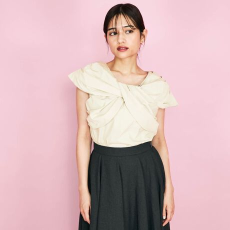 [^ԁF2213-53062]POINTxɐDグñ^CvC^[̃eLX^CgpĂ܂BP[vZ悤Ȉۂ̓n̂eLX^CgpĂ邩炱̗̓IȃfUCɁB܂AcCXgANXfUCɂ邱ƂŁAoXggbv߂ɓ܂BobNV[́AZ^[obNɃMU[񂹂ăobNX^C傫Ȃ悤ɐ݌vĂ܂BubNACgu[AO[W3FWJłB----------------------------------FWF݂̂₠F ┖LkFȂnF Ȃ|PbgF Ȃ--------------------------------------------------------------------------------------------------@ƒFt40xƂA􂢂łBRF݂̒花悢BACFʉx160xƂăACdグłBhCN[jOFΖnn܂ɂアhCN[jOłB----------------------------------------------------------------fg 165cm pTCY M摜̏i̓TvƂȂ܂̂Ŏۂ̏iƎdlAHATCY኱قȂꍇ܂Bql̃j^[ɂۂ̂FƑقȂꍇ܂BBe󋵂̓ɂAFقȂČꍇ܂B֘A[hFQUEENS COURT NC[YR[g fB[X V tF~j  lR[f ʋ 2025t 2025SS  ĕ  uEX |GXe n  