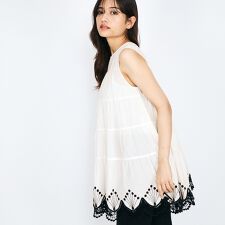 スカラップ刺繍チュニックブラウス≪手洗い可能≫