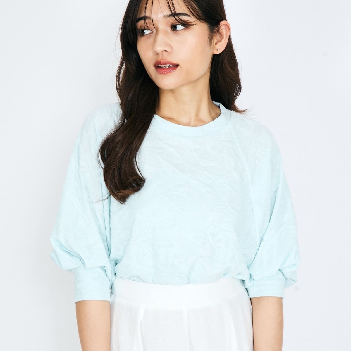 QUEENS COURT / クイーンズコート フラワーカットジャガードトップス≪手洗い可能≫ フラワーカットジャガードトップス≪手洗い可能≫ | クイーンズ