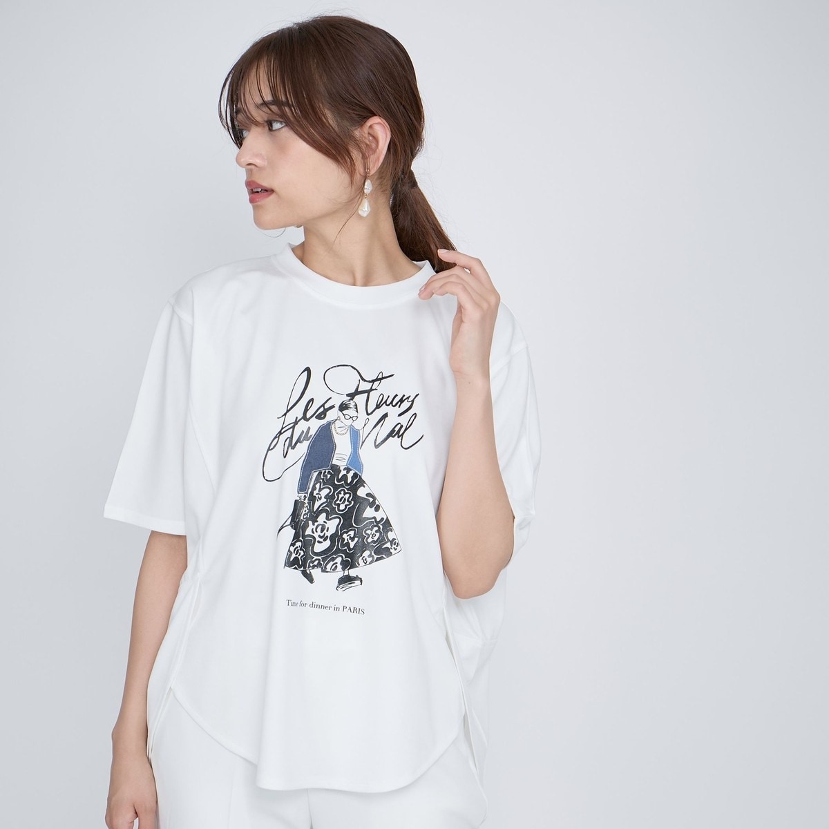 tシャツ ドールモチーフプロントTシャツ「手洗い可能」 レディース ドールモチーフプロントTシャツ≪手洗い可能≫ | QUEENS COURT