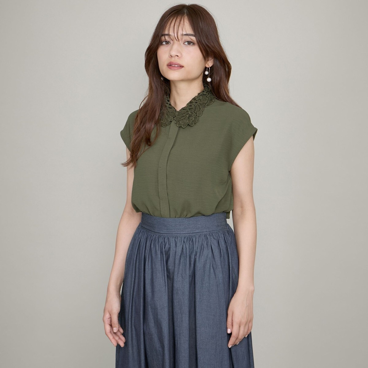 ビッキー VICKY ローンギャザータックブラウス≪洗濯機で洗える≫ （ブラウン） ビッキー VICKY ローンギャザータックブラウス≪洗濯機で洗える