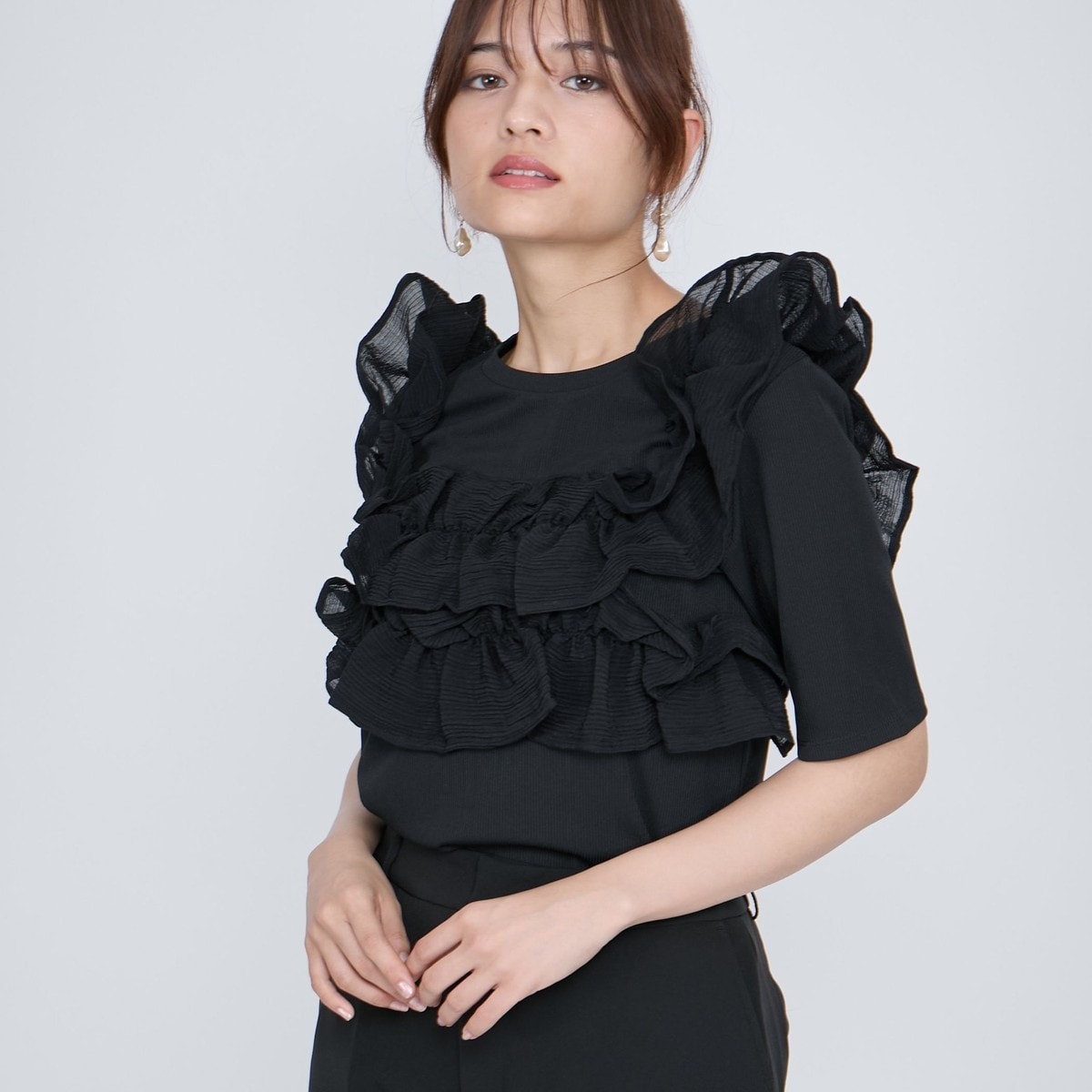 売れ筋商品|||クイーンズコート 黒チェック花柄ノースリトップス 2 QUEENS COURTのトップスの商品一覧|レディースファッション通販