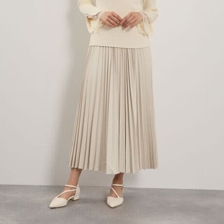 [^ԁF2211-56153]POINTAɋ߂^b`ɂAɏ_炩AG肪ǂV[vU[̂悤ȍfނgpĂ܂B炩Ōy₩ȑfނȂ̂ŁAʊ̂łv[cH{ĂdCɂȂɂ̂͂łBEGXg͂SgpŃXgX̊ɂpɁBCɍEɂ̂ŁACɂTVc킹ŁAH߂C̓ɂ̓WPbgȂǂ킹ĂāAGߊꖇłBfނgpACeɁAV[vibpXeJ[WPbgi2205-56066j܂B----------------------------------FȂF LkF藠nF Ȃ|PbgF Ȃ--------------------------------------------------------------------------------------------------@ƒFƒł̐֎~BACFACdグ֎~BhCN[jOFΖnn܂ɂアhCN[jOłB----------------------------------------------------------------fg 165cm pTCY M摜̏i̓TvƂȂ܂̂Ŏۂ̏iƎdlAHATCY኱قȂꍇ܂Bql̃j^[ɂۂ̂FƑقȂꍇ܂BBe󋵂̓ɂAFقȂČꍇ܂B֘A[hFQUEENS COURT NC[YR[g fB[X V tF~j lR[f  2025H~ 2025AW H~ H H v n S v[cXJ[g 