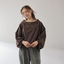 オパールドット柄レース使いハイネックブラウス | クイーンズコート 