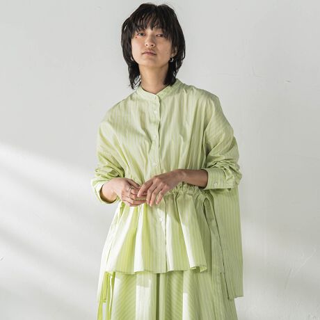 [^ԁF2113-50057]yfUCPOINTzSJ[XgCvŎdĂAEGXg}[ÑI[o[VcBՂƂʂŃbNXȂAX^CAbvfUCBO̍ilA{NV[ȃChVGbgBO㍷钅͘eOɐUAXbg[邱ƂŃnp^[ByX^COztFfAO[̃pc킹߁Bt͔̃Ci[d˂ĂfGłByfނ̓zynCJEgXgCvzRbg100%̍הԎ莅gpANAȕ\ʂ͂̐߃XgCvnBxłȂAȂ₩ȗiȑfށB----------------------------------@ƒFt30xƂA@ŔɎア󂪂łBRF݂̒花悢BACFʉx150xƂăACdグłBhCN[jOFΖnn܂ɂアhCN[jOłB----------------------------------fg 166cm 170cm / pTCY M摜̏i̓TvƂȂ܂̂Ŏۂ̏iƎdlAHATCY኱قȂꍇ܂Bql̃j^[ɂۂ̂FƑقȂꍇ܂BBe󋵂̓ɂAFقȂČꍇ܂B֘A[hFMAYSON GREY socolla C\OC \R lJWA 2025t 2025SS t t Vc Rbg LJW XgCv  