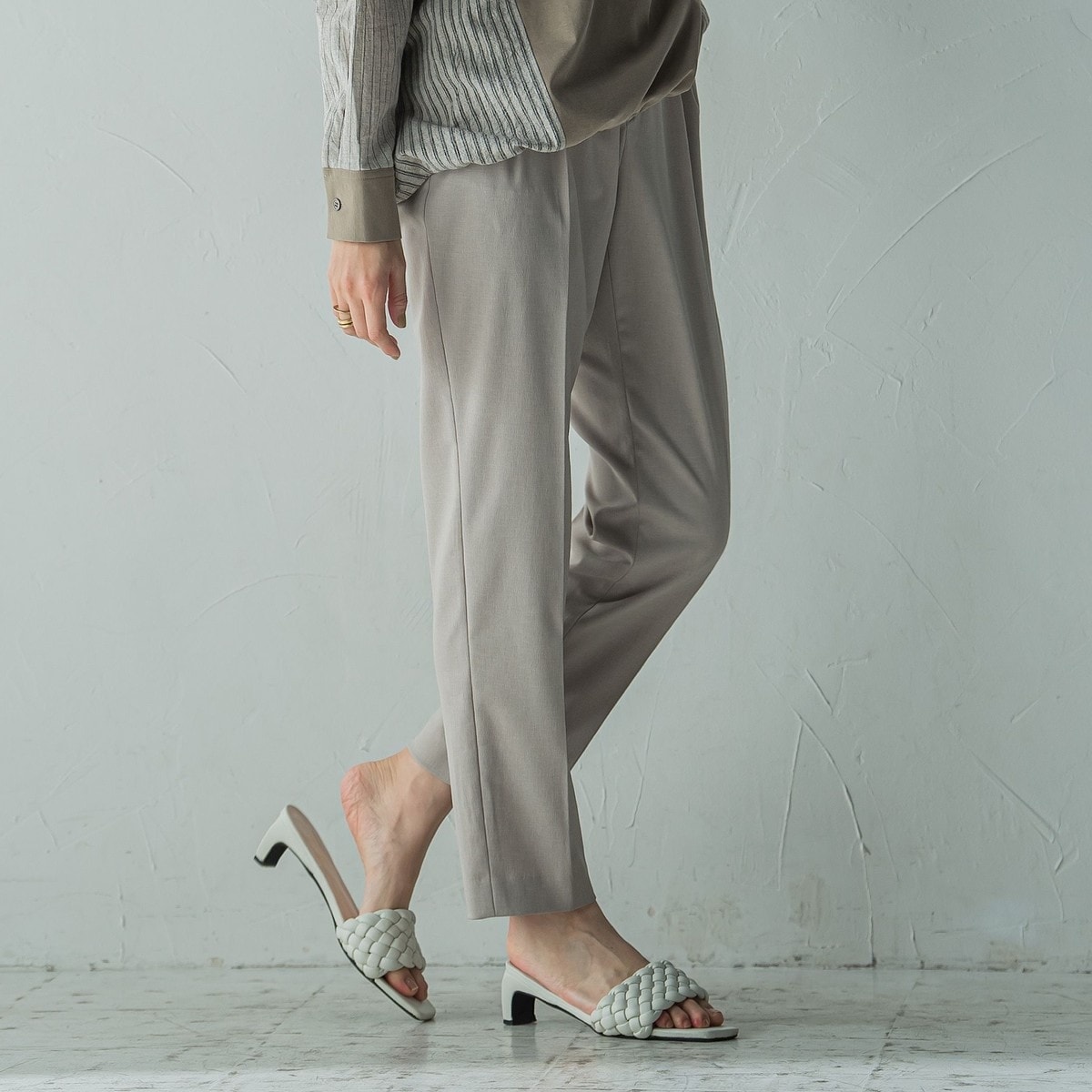 ストレッチテーパードパンツ≪手洗い可能≫