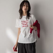 ブラシ刺繍ロゴTシャツ≪手洗い可能≫