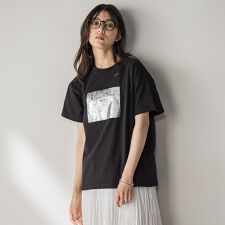 【WEB限定】スクエア箔オーバーサイズTシャツ≪手洗い可能≫