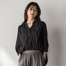 【WEB限定】バンドカラー楊柳7分袖シャツ≪洗濯機で洗える≫