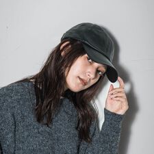 レザーベースボールキャップ