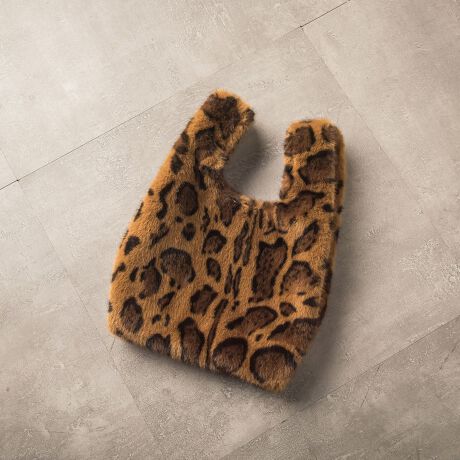 [^ԁF2102-55094]u_炩AIp[hBvIp[hӂƏ_炩AGRt@[fނ̃g[gobOBёZ߂ŕîA~ÑGRt@[gpBH~̃X^COɉ؂€YĂACełBfg 166cm 170cm / pTCY M摜̏i̓TvƂȂ܂̂Ŏۂ̏iƎdlAHATCY኱قȂꍇ܂Bql̃j^[ɂۂ̂FƑقȂꍇ܂BBe󋵂̓ɂAFقȂČꍇ܂B֘A[hFMAYSON GREY C\OC fB[X V lR[f lJWA 2025H~ 2025AW H~ H H |GXe