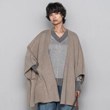 メイソングレイ(MAYSON GREY)のニット両面パイルノーカラーポンチョ