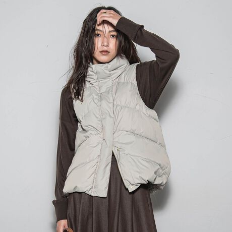 [^ԁF2105-57606]u茩A_ExXgBvoCXXeb`X^CbVȈۂ́A_ExXgBKxȃ_Ẽ{[A|PbgɃt@Xi[tāA茩fUĆBtg̓_uWbvŁAJĒ̂߂łB----------------------------------------------------------------@ƒFƒł̐֎~BACFACdグ֎~BhCN[jOFΖnn܂ɂアhCN[jOłB----------------------------------------------------------------fg 166cm 170cm / pTCY M摜̏i̓TvƂȂ܂̂Ŏۂ̏iƎdlAHATCY኱قȂꍇ܂Bql̃j^[ɂۂ̂FƑقȂꍇ܂BBe󋵂̓ɂAFقȂČꍇ܂B֘A[hFMAYSON GREY C\OC fB[X V lR[f lJWA 2025H~ 2025AW H~ ~ ~ V[g @/|GXe iC tFU[ _E W 