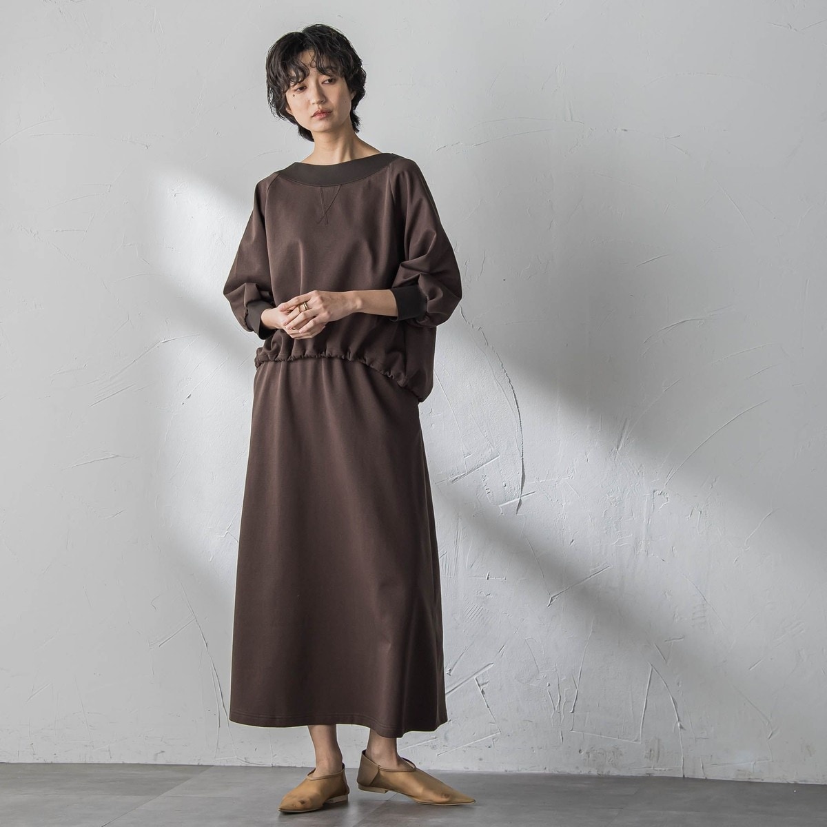 ボートネックドロストヘムスカートセットアップ