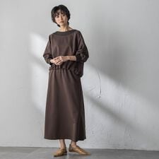 ボートネックドロストヘムスカートセットアップ