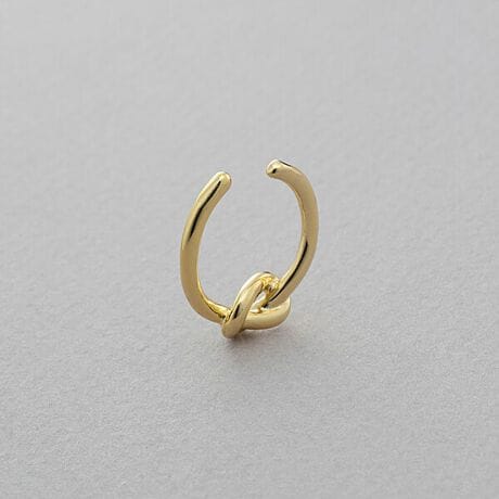 [^ԁF0291-0555-0019]yFOR CUFFzsAXz[ĂȂĂ̂y߂C[JtBVvȃfUC̃C[Jt́Aʒuňۂς̂ŃAWy݂܂BRɏd˂Â邱ƂŁAIWieB[̂鎨܂ByATTENTIONzgp͏_炩ȕzŉ@ĕۊǂĂBM⎇OAx̉eɂϐFώ̋ꂪ܂B܂A͂ƕsǂ̌ƂȂ܂̂ŁA舵ɂ͂ӂBjbPt[̃bLۂɁA⏝̂悤ȐՂc܂͕sǂ̑ΏۊOłBi̕sǕiȊO̕ԕiE͂󂯂ł܂B܂AC邱Ƃł܂̂ł炩߂BiBICYB00700ƓꏤiłBZ[iɂ܂ẮAu}Rƃ}IveOFFN[|̊ΏۊOƂȂĂ܂B̂قǂ낵肢܂B