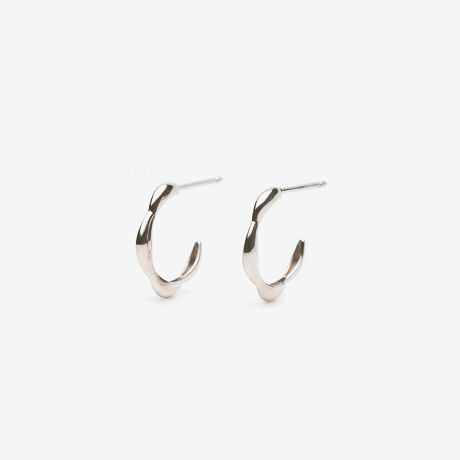 [^:0202-3625-0019]yEclatzzCgS[h̃CiɍʂsAXB炩ȃfUC₩ȕ͋CZ킹AtF~jȈۂɁBig͂Aʂȓ̃R[fBl[gɂLV[Ŋ􂵂܂By₩ȂSnƐꂽfUC̃sAX́A؂ȕւ̑蕨ɂ߂łByATTENTIONzM⎇OAx̉eɂϐFώA򉻂̋ꂪ܂Bgp͏_炩ȕzŉ@ĂA˓̓Ȃꏊł̕ۊǂ肢܂B͂ƕό`̌ɂȂ܂̂ŁA舵ɂ͂ӂB