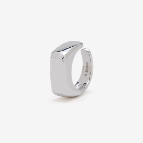 [^:0777-0150-0000]yGenderlesszɂ肰ȂA~j}ȃVo[C[JtBȂ߂炩ȃJ[uSn悭tBbgāA邾ł̃X^CꂽۂɁBWF_[XȃfUCAʂX^C킸CyɊy߂܂B~j}ȂۓIȂ̈íALV[Ŋ􂵂܂ByATTENTIONzVo[́A␅ɎアfނłB܂AM⎇OAx̉eɂϐFώA򉻂̋ꂪ܂Bgp͏_炩ȕzŉ@Ă,˓̓Ȃꏊŕۊǂ肢܂B͂ƕό`̌ɂȂ܂̂ŁA舵ɂ͂ӂB̏íAu}Rƃ}IveOFFN[|̊ΏۊOƂȂĂ܂B̂قǂ낵肢܂B